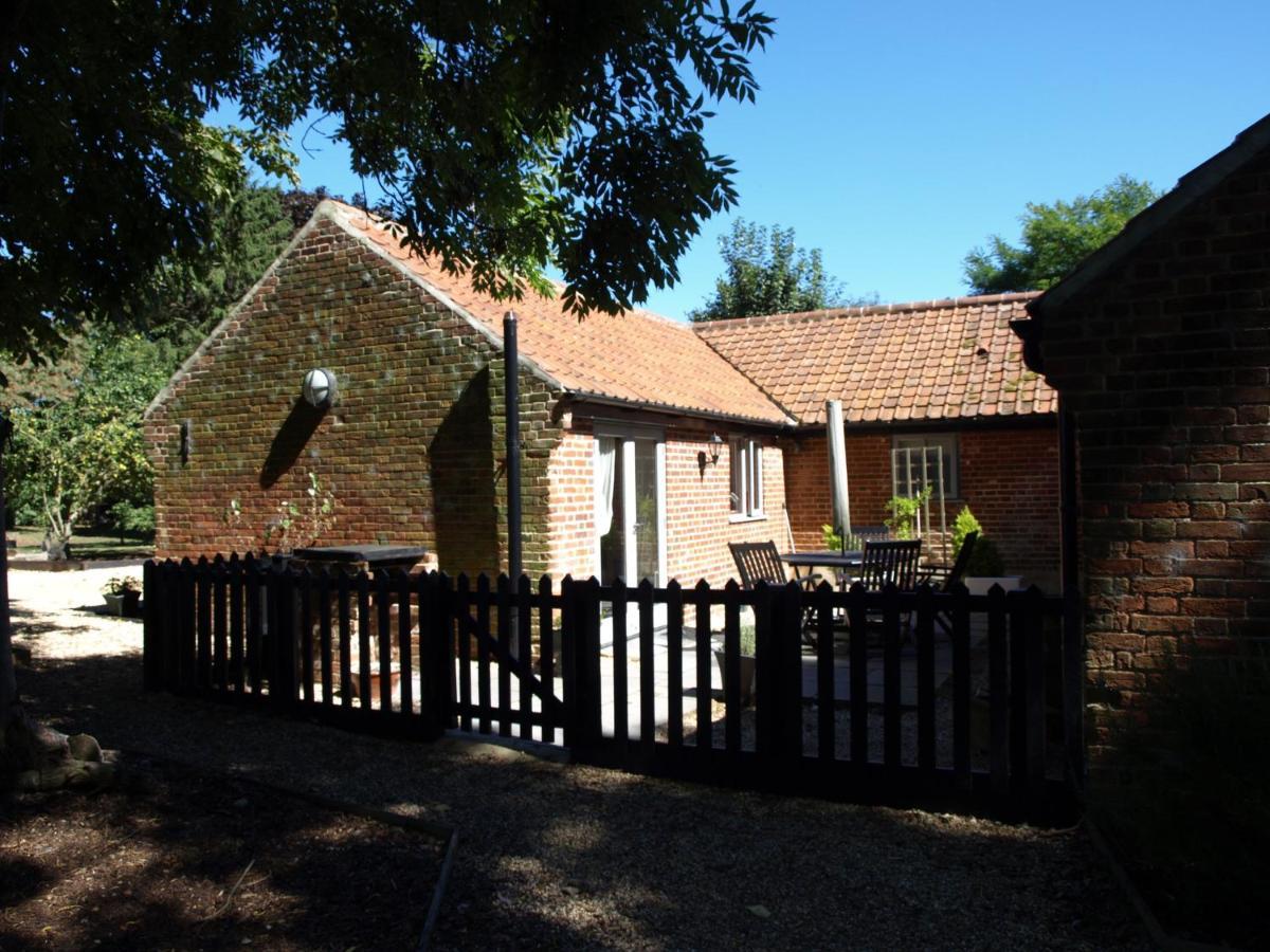 The Dairy At Lodge Farm Norwich Exterior photo