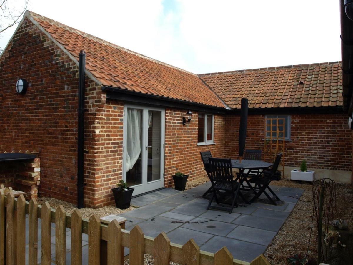 The Dairy At Lodge Farm Norwich Exterior photo